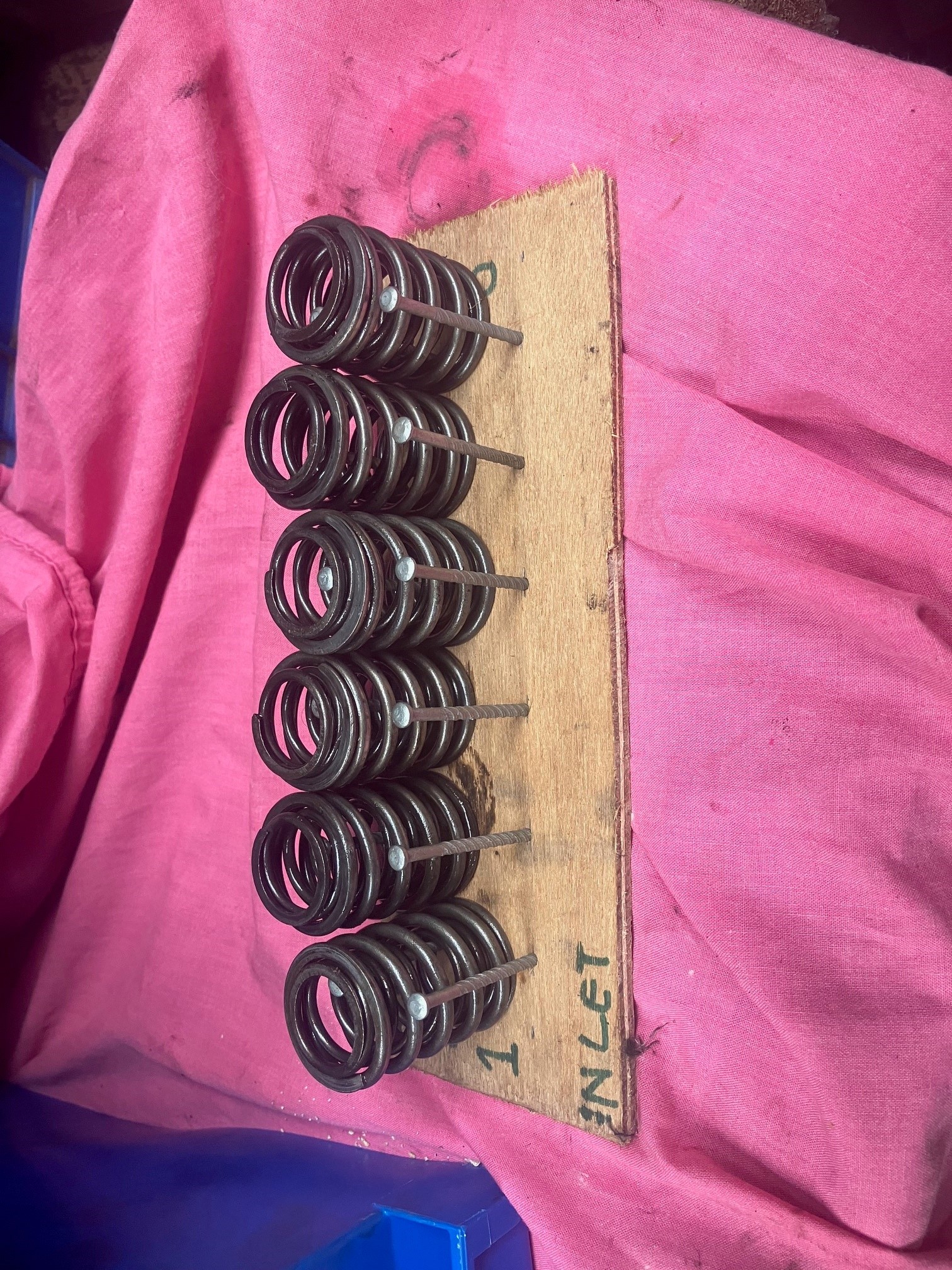 Valve springs.jpg