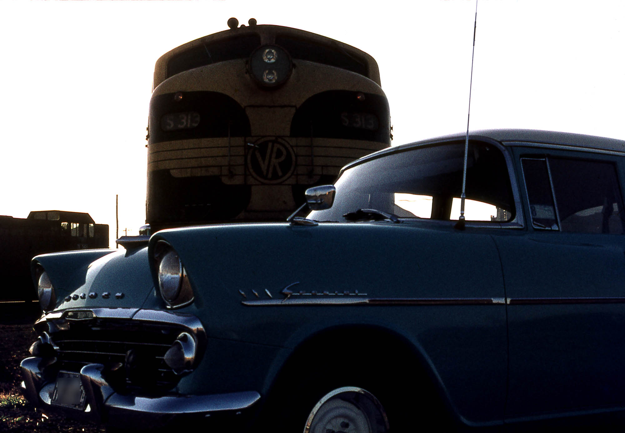 S 313 EK 1975mail.jpg