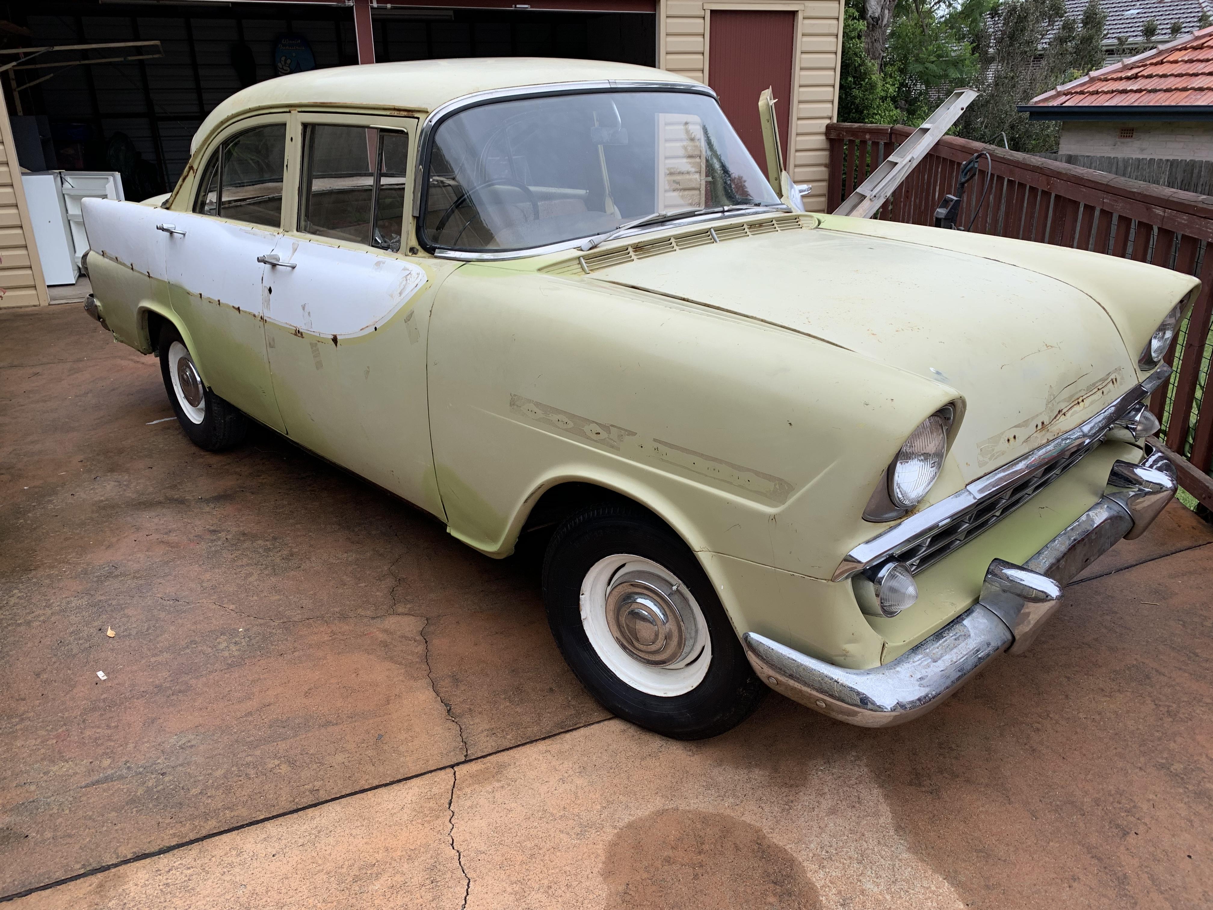 My first sighting of Wilma. Photographers beware. I knew the street and house number because of this photo long before the owner was convinced I was buying.
