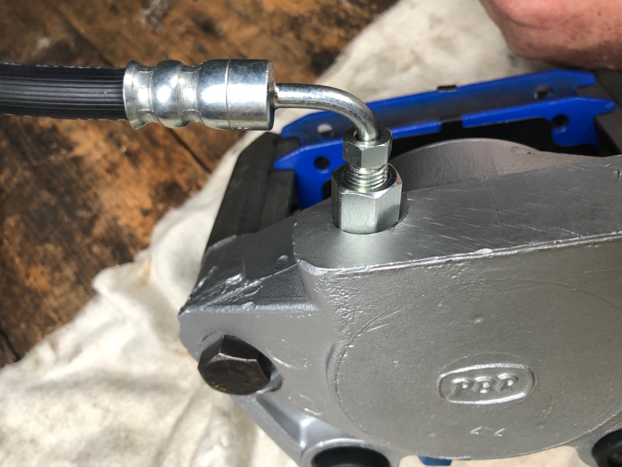 brake line ends.jpg