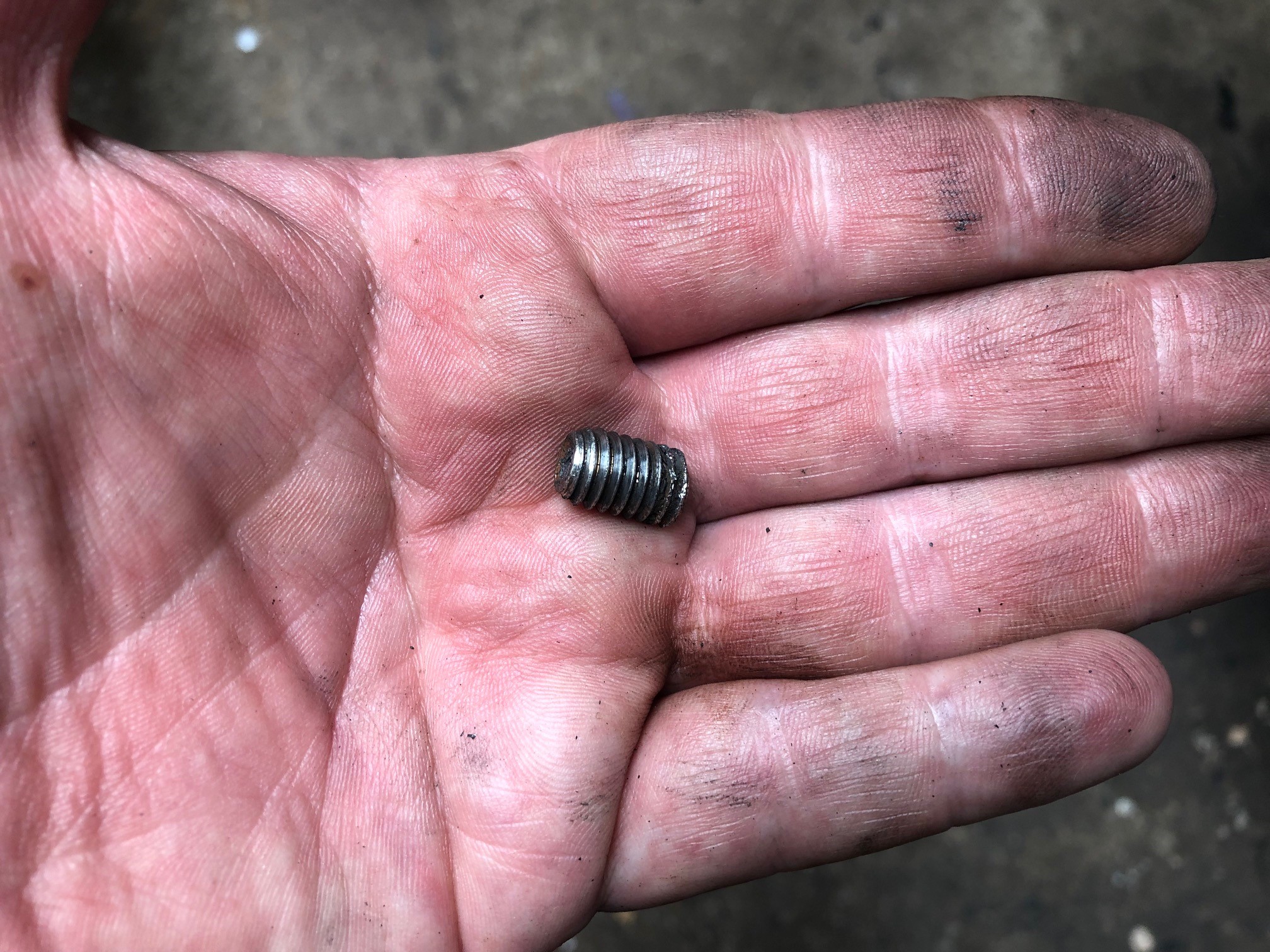 broken bolt.jpg