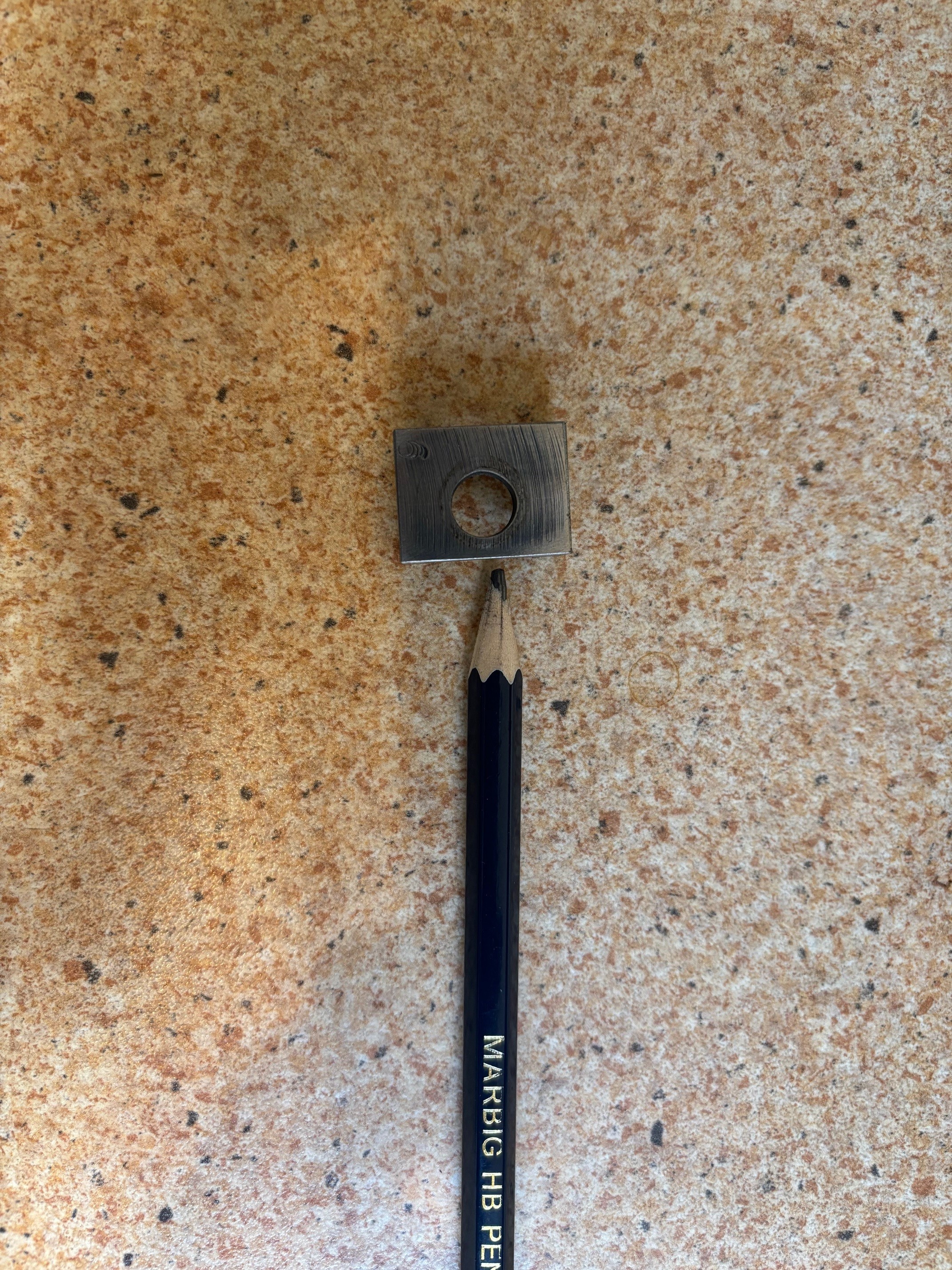 offset pedestal cap.jpg