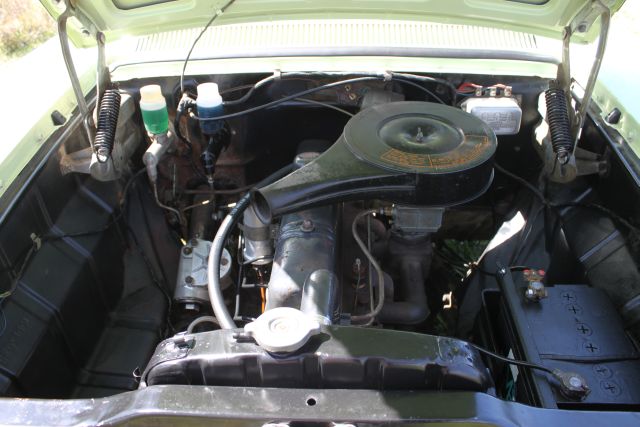 Current EK Holden Sedan 019.jpg