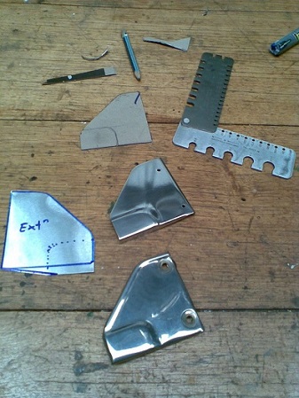 Original stainless steel bracket at the bottom and my aluminium version above.