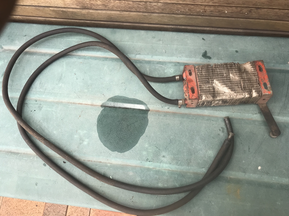 Maybe an oil cooler.JPG